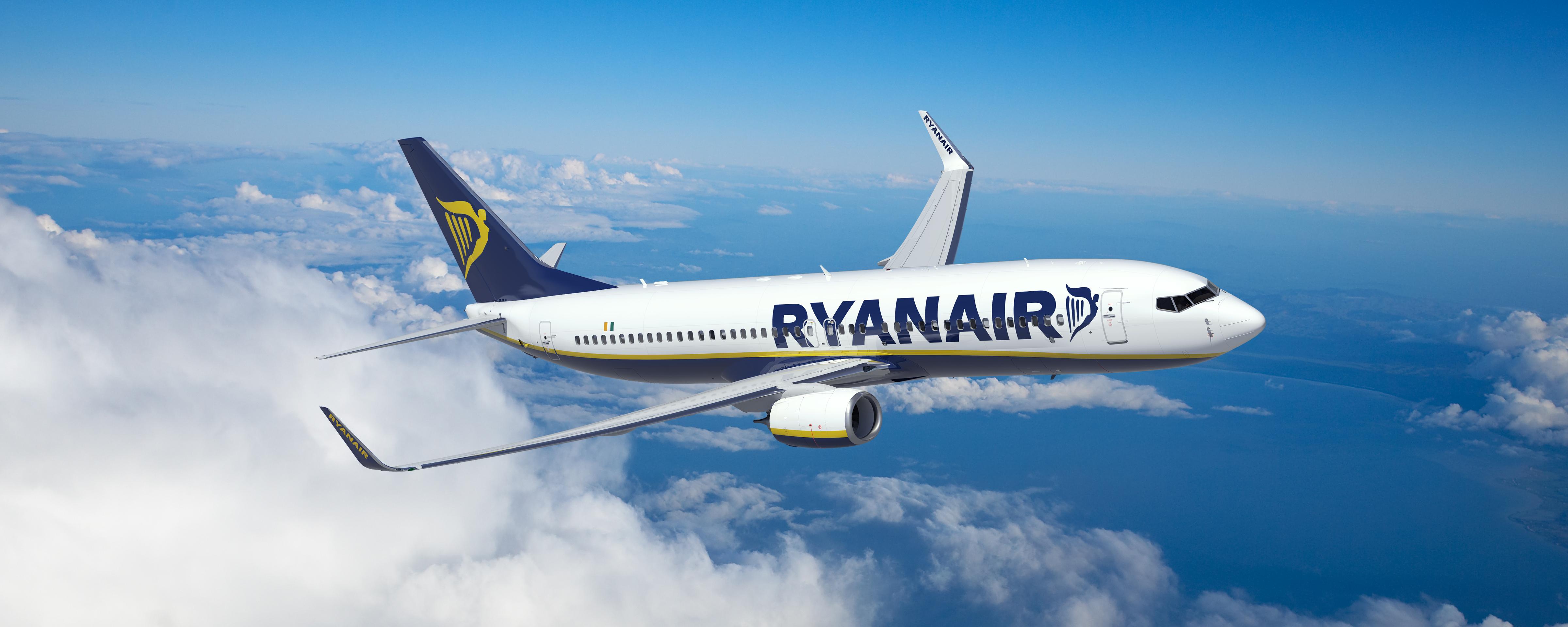 Biletele Ryanair se scumpesc, în teorie. Practic, cu cât le iei mai din timp, cu atât sunt mai ieftine