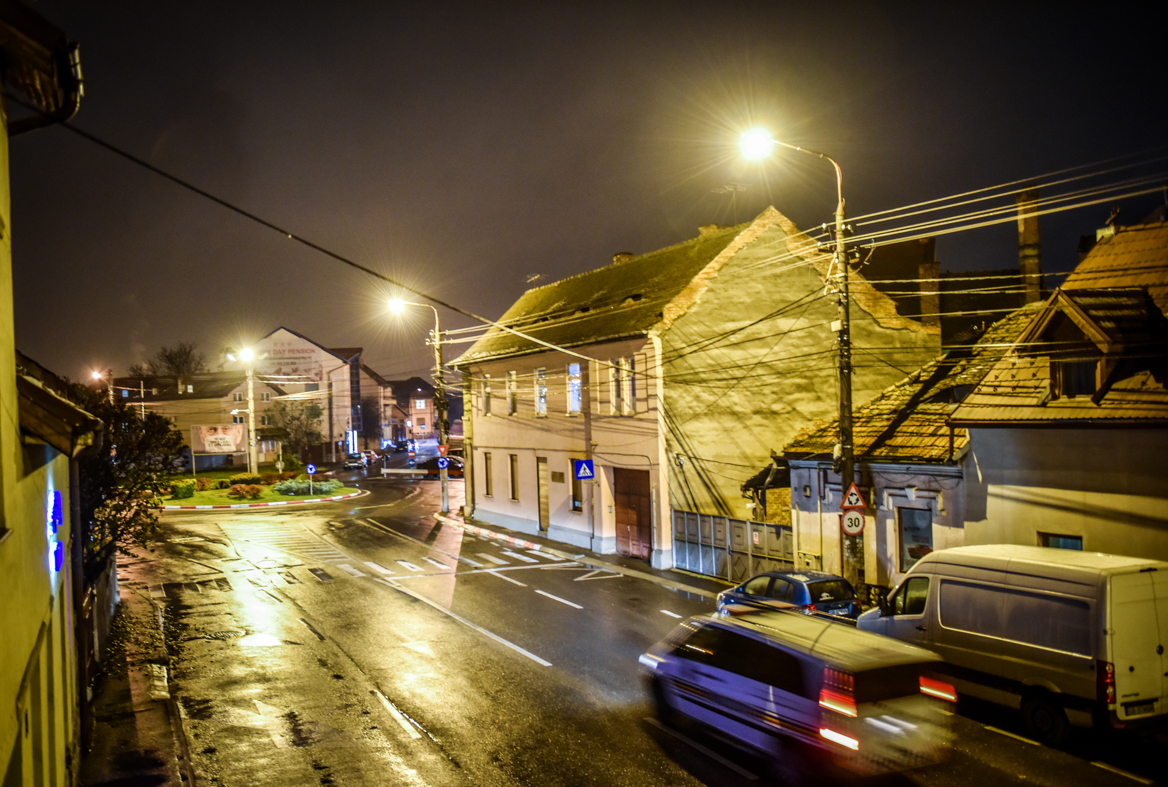 64% din totalul bugetelor locale din județul Sibiu se duc pe iluminatul public. Un sfert din clădirile publice au iluminat pe led