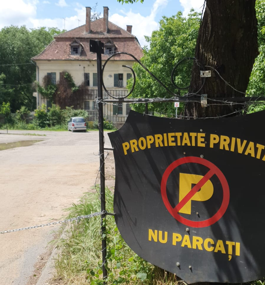 Drept la replică. Interviu cu unul dintre locatarii casei din capătul închis al străzii Zaharia Boiu