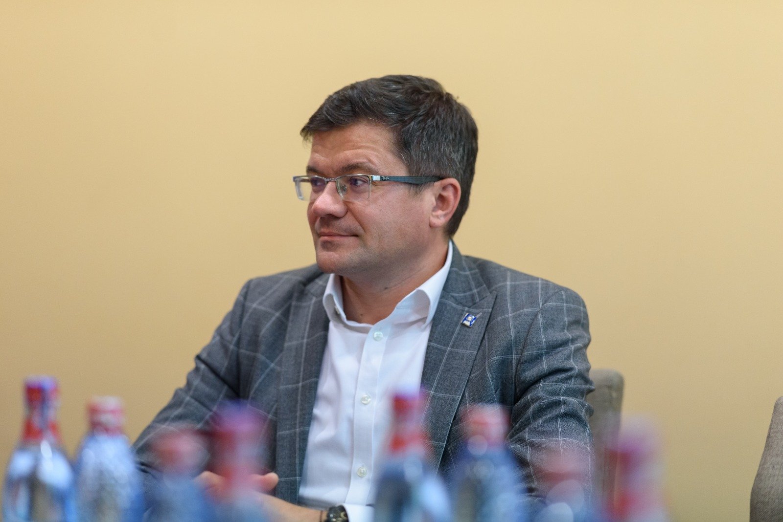 Fostul ministru al Mediului, Costel Alexe, trimis în judecată pentru luare de mită