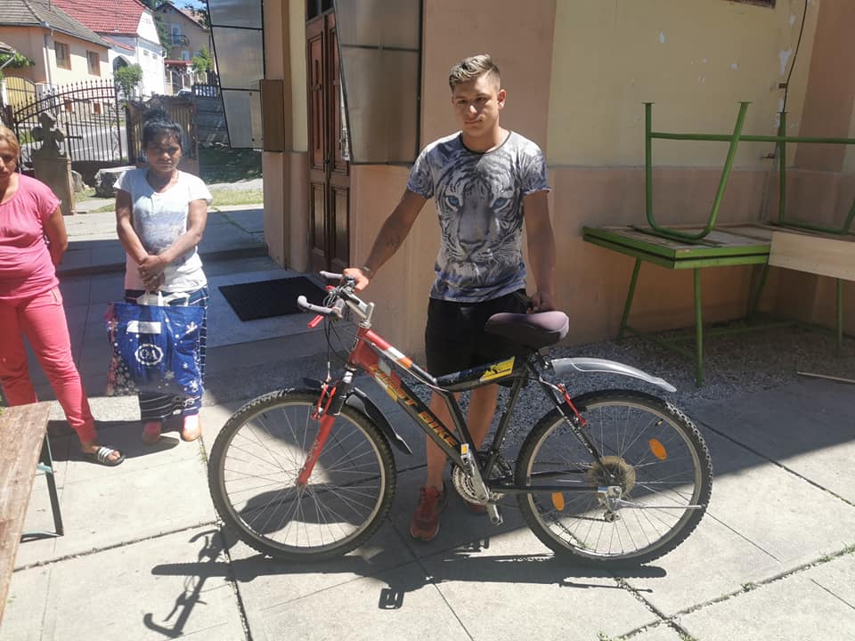 Pr. Alexandru Ioniță: „Dacă mai aveți biciclete nefolosite și le puteți dărui, în Gușterița sigur faceți o bucurie”