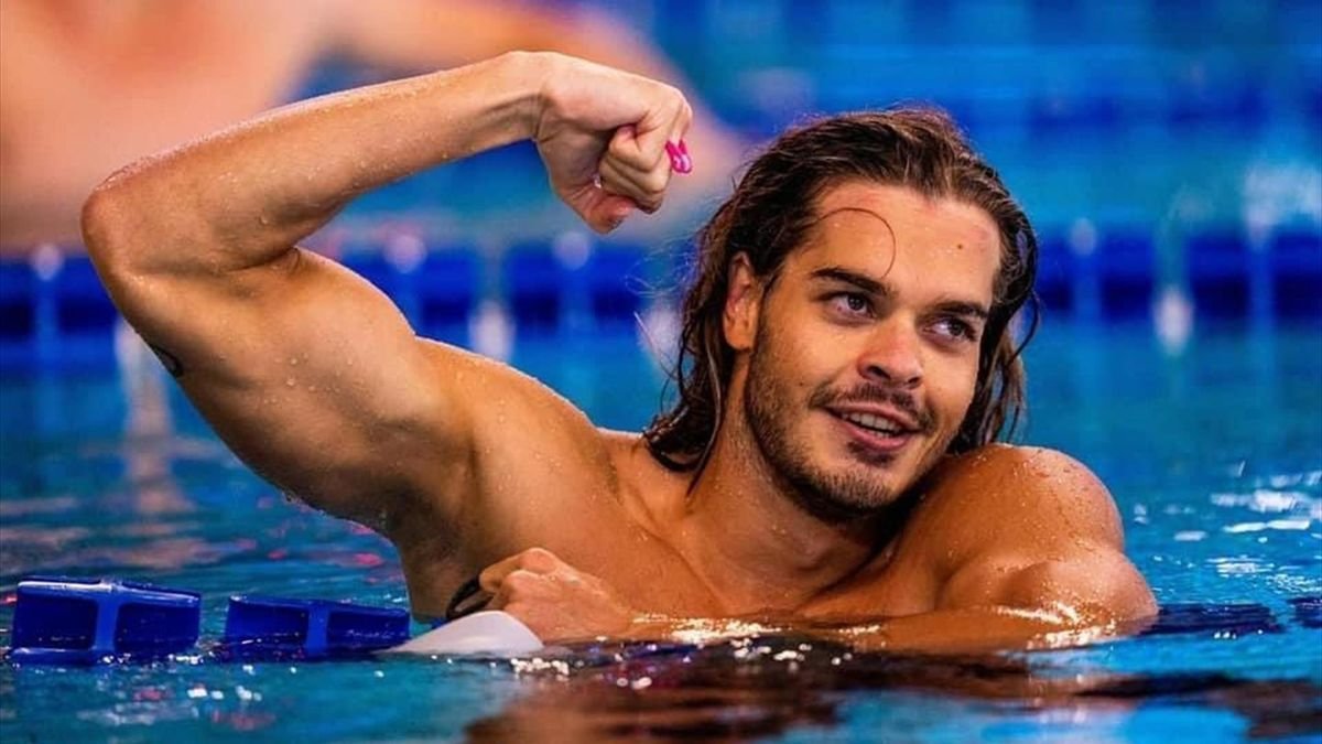Robert Glinţă, calificat în semifinalele probei de 50 m spate la  la Campionatul Mondial de Nataţie