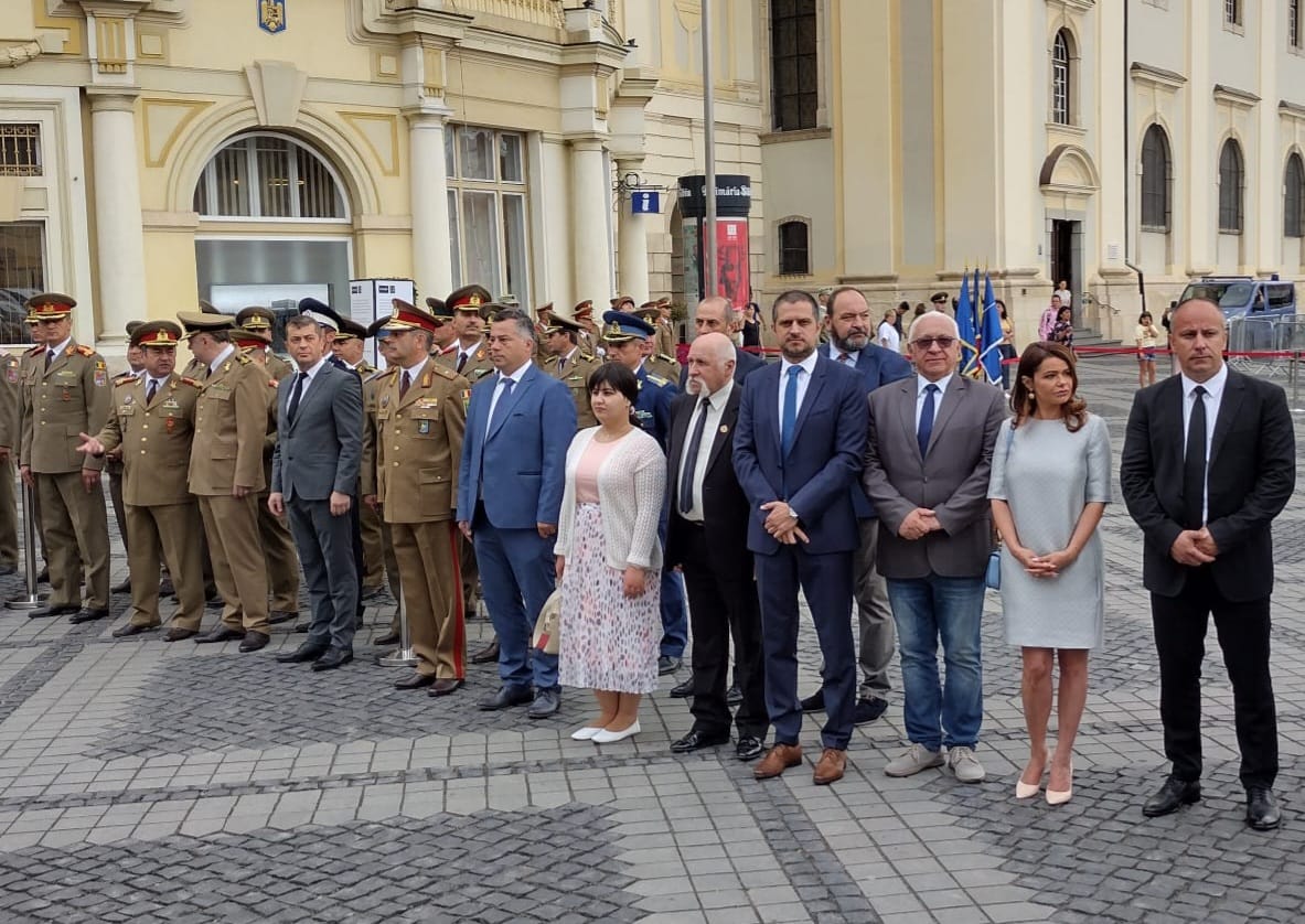 Bogdan Trif, PSD Sibiu: Respectul față de neam și țară, credința și cultura românească versus nepăsarea liderilor Consiliului Județean față de Drapelul României