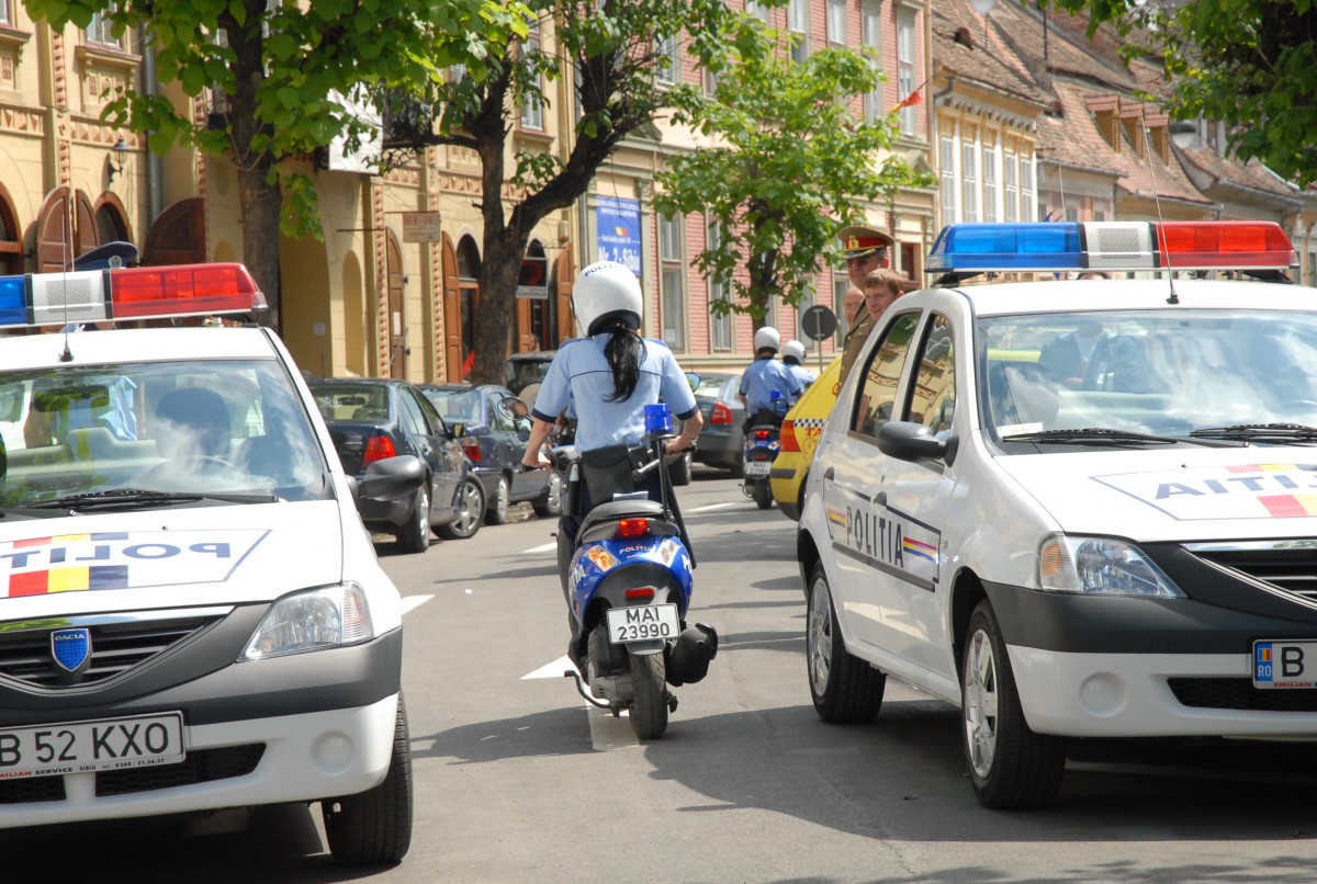 Inspectoratul Județean de Poliție e executat silit, iar conturile sunt poprite. Salariile polițiștilor s-au plătit în baza unei legi speciale