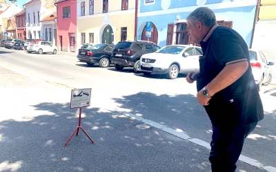 Moment inedit la ședința CJ Sibiu: unui consilier i-a fost ridicată mașina. O urcase pe trotuar în fața clădirii