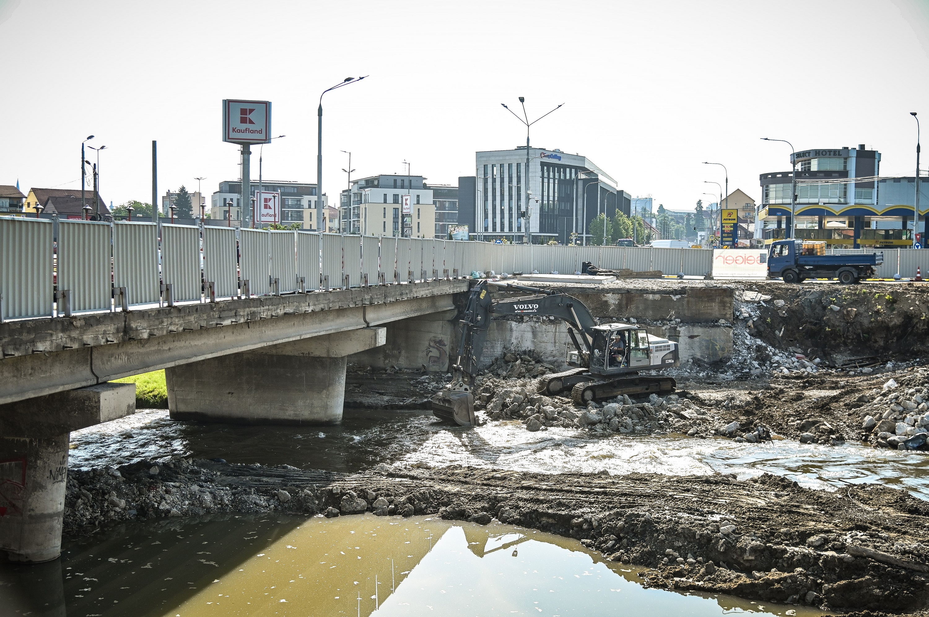 Se închide complet circulația pe podul de pe șos. Alba Iulia timp de o săptămână
