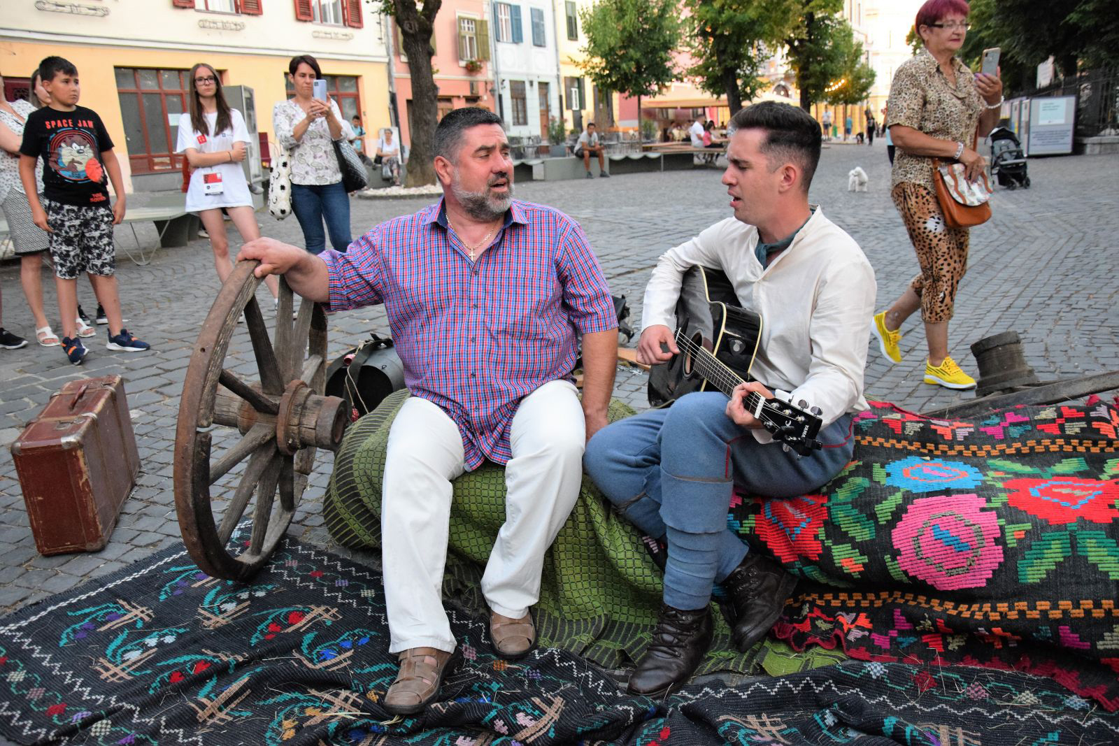 Mesajul urmașului lui Moş Ion Roată, de la FITS Sibiu:  oamenii se iubesc din ce în ce mai puţin