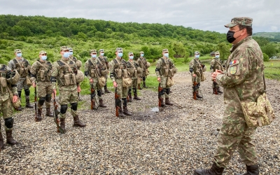 175 de ani de academie militară în Sibiu. Drapelul de luptă va fi decorat de președintele României