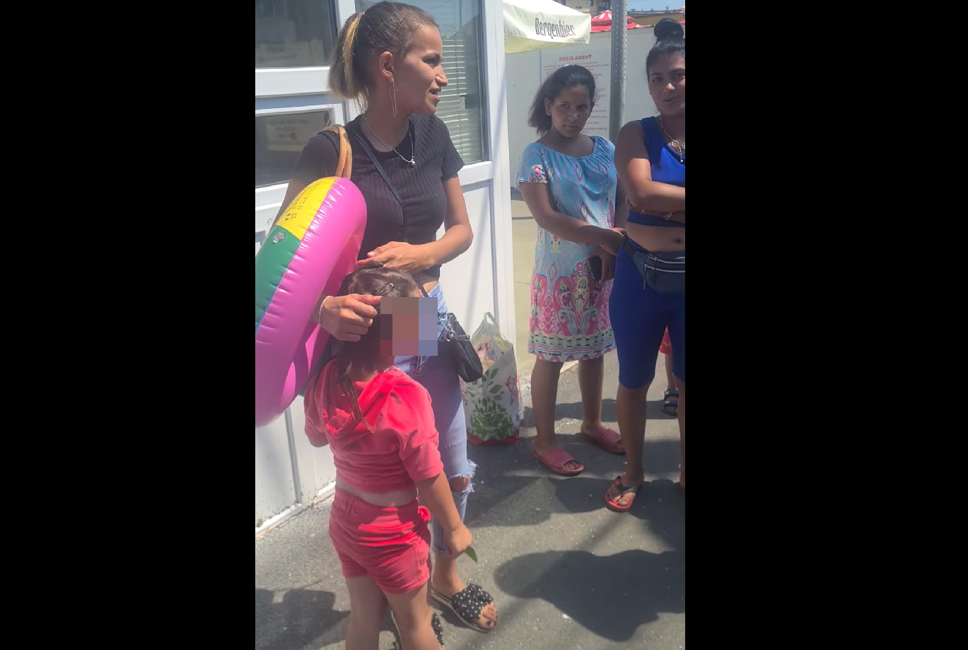 Un ONG spune că romii din Turnișor sunt discriminați la Ștrandul din Sibiu. Replica administratorului: Oricine se comportă civilizat e binevenit