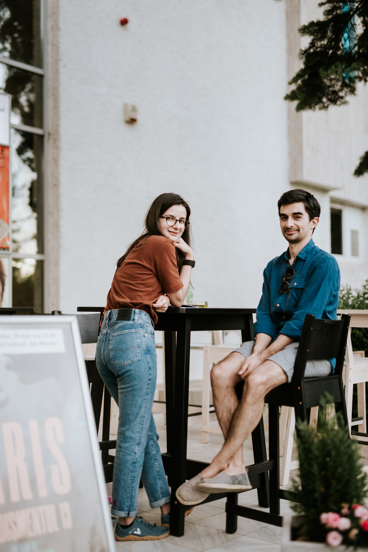 Doi tineri s-au mutat din București la Sibiu și și-au urmat pasiunea pentru artă. „Sibiul ne-a primit cu brațele deschise”