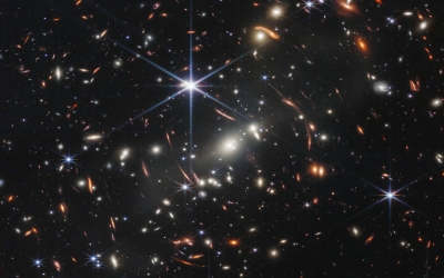 Prima imagine ştiinţifică a universului obţinută de telescopul James Webb
