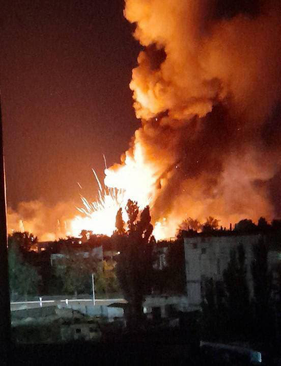Ucraina a anunţat distrugerea a cinci depozite de arme ruseşti în 24 de ore