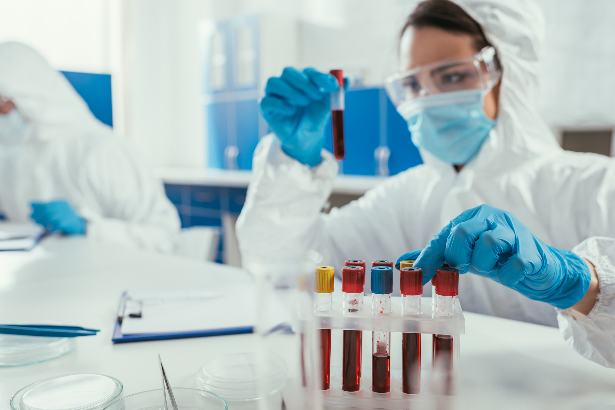 Centaurus, noua variantă Omicron care se răspândește rapid
