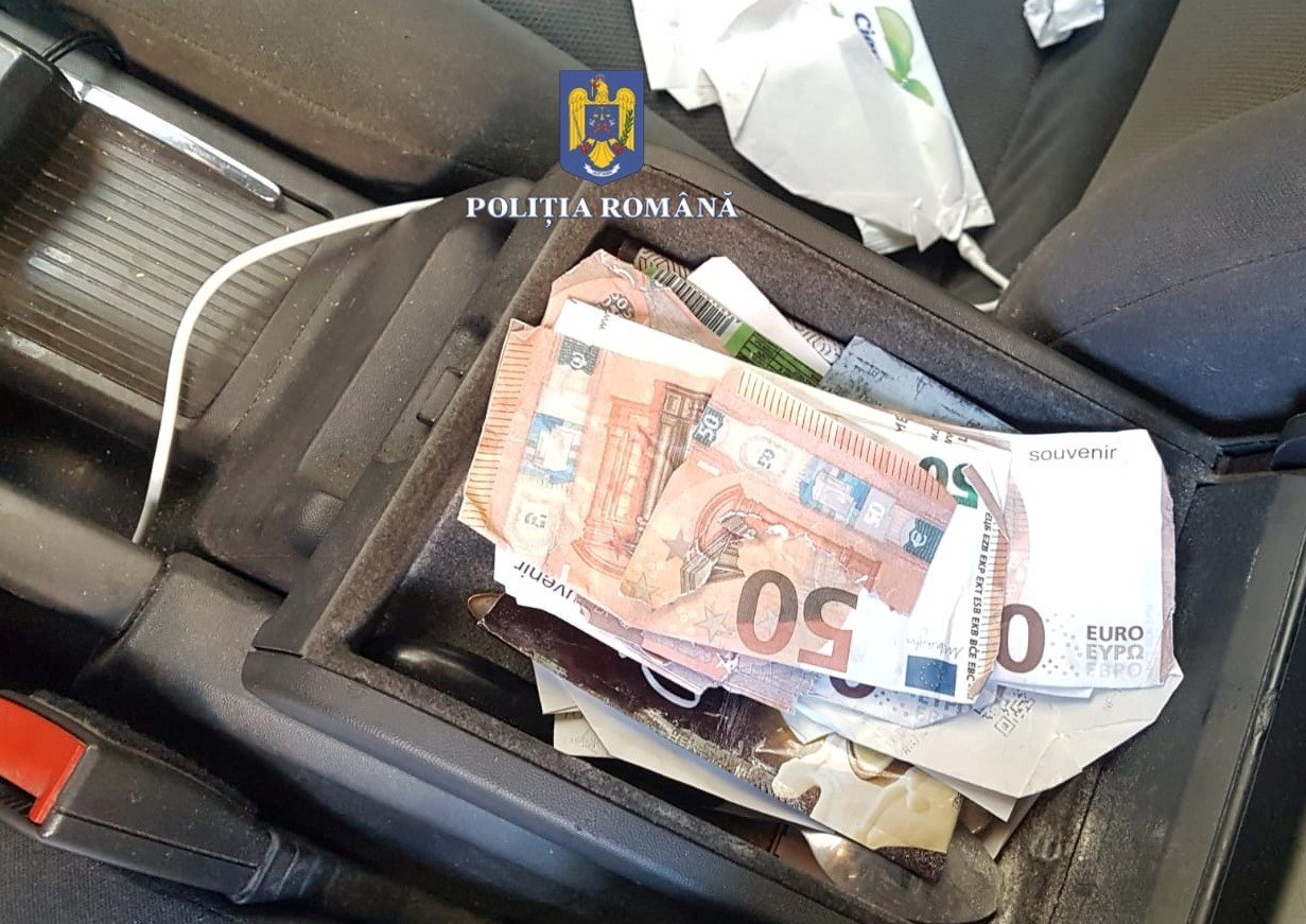 Atenție la ce bani primiți și unde faceți schimburi valutare! Euro falși, în Botoșani