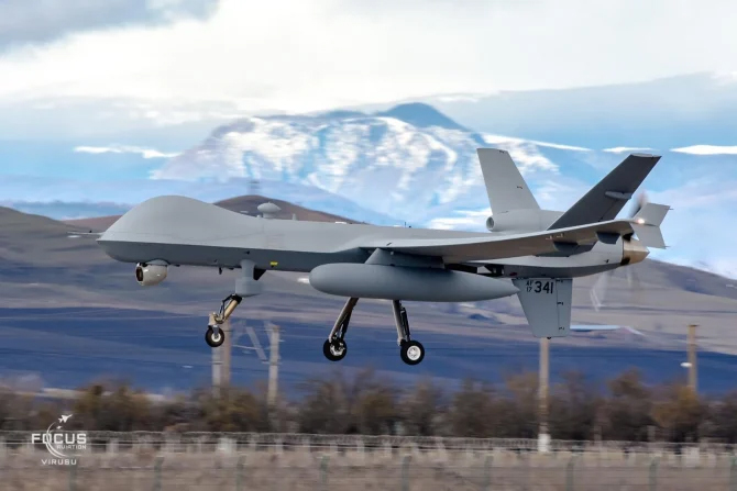 O dronă americană s-a prăbuşit în apropierea Bazei Aeriene de la Câmpia Turzii