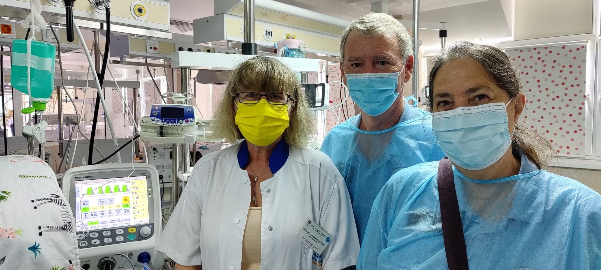 Donație: Un nou ventilator neonatal, în valoare de 205.000 lei, la Spitalul Județean. A ajutat deja doi copii prematuri să supraviețuiască