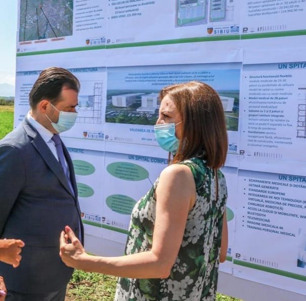 PSD Sibiu: Radio Erevan. Doamna Cîmpean: „Avem spital nou, la Sibiu! Doar că este virtual”