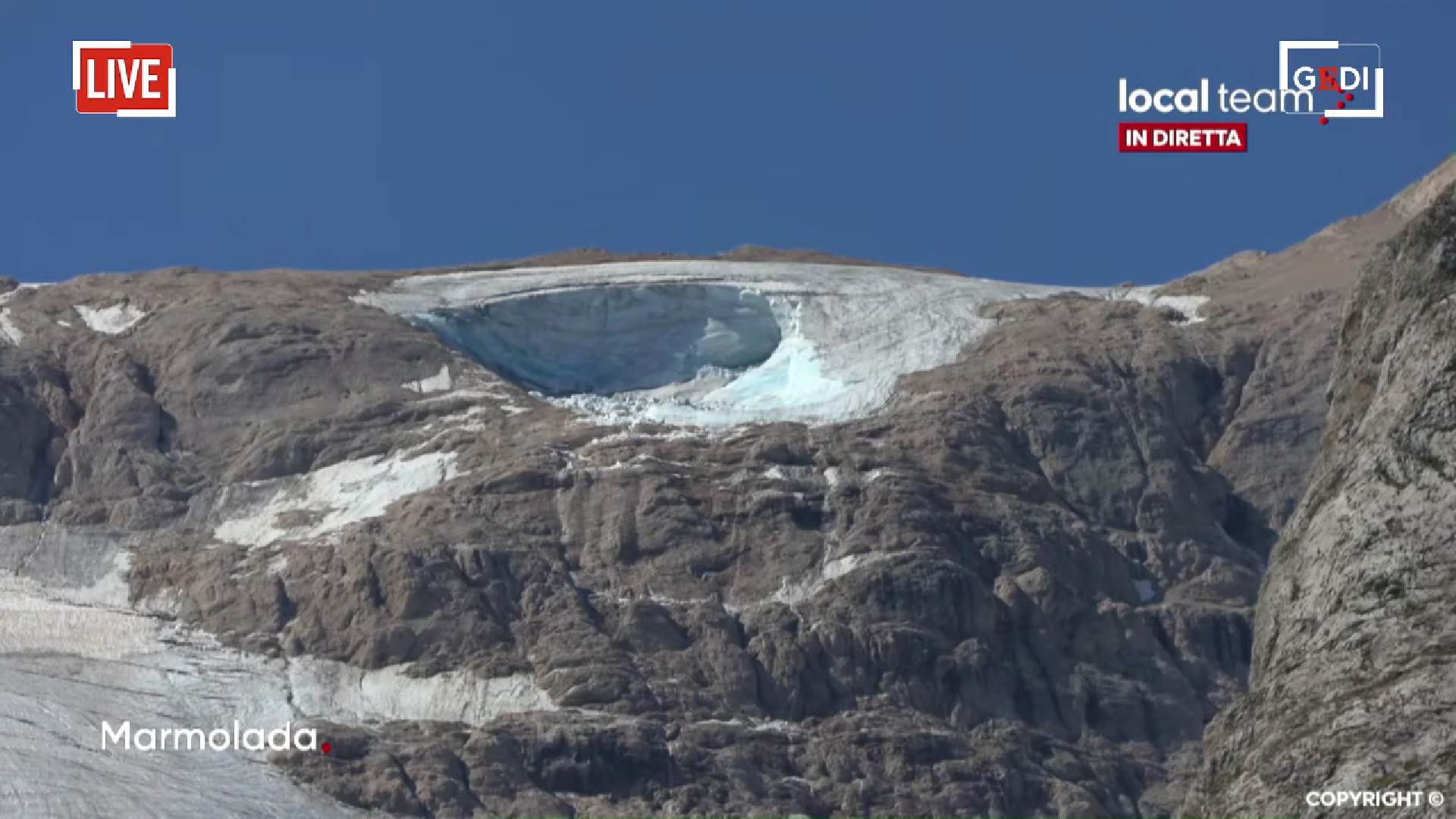 Video. Șase morți după prăbuşirea din cauza caniculei a unei părţi din gheţarul Marmolada, cel mai mare din Alpii italieni