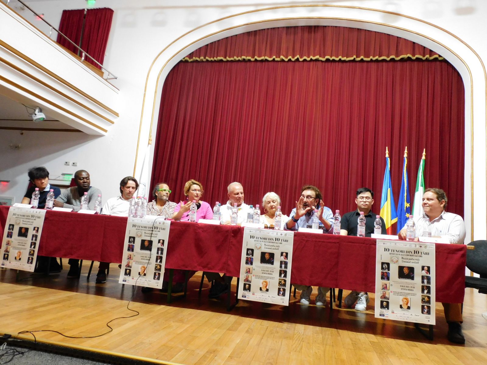 Zece tenori de pe cinci continente susțin un concert caritabil la Oradea