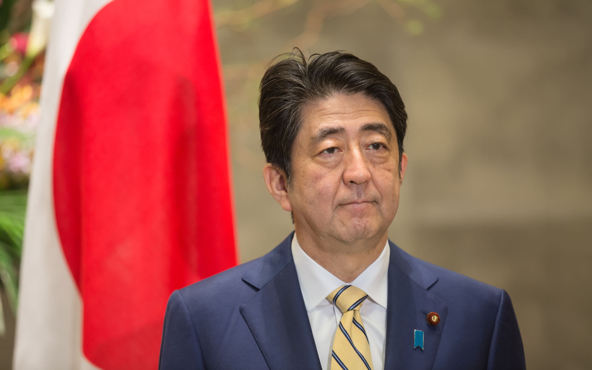 Fostul premier nipon Shinzo Abe a murit