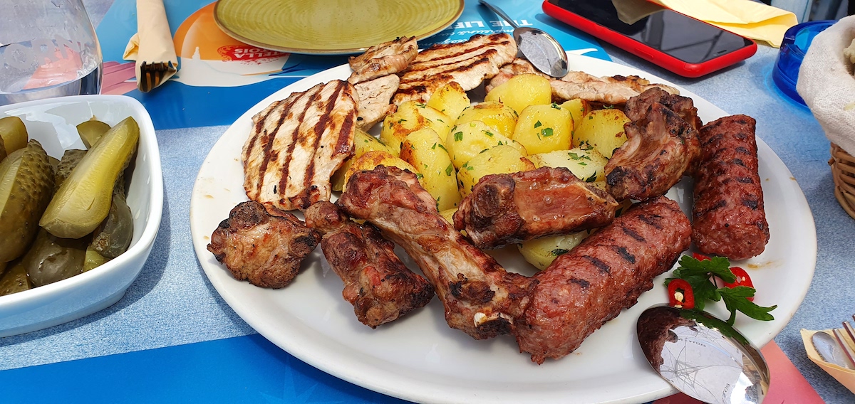 Restaurantul Grinda: bun-bun de la ”bumți-bumți”