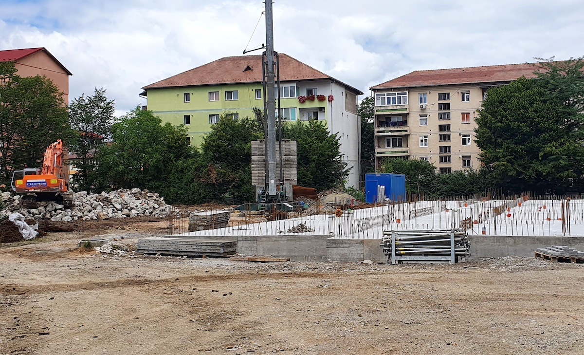 După vechea tribună a stadionului, alte noi lucrări de 1,5 milioane de lei au fost tocate