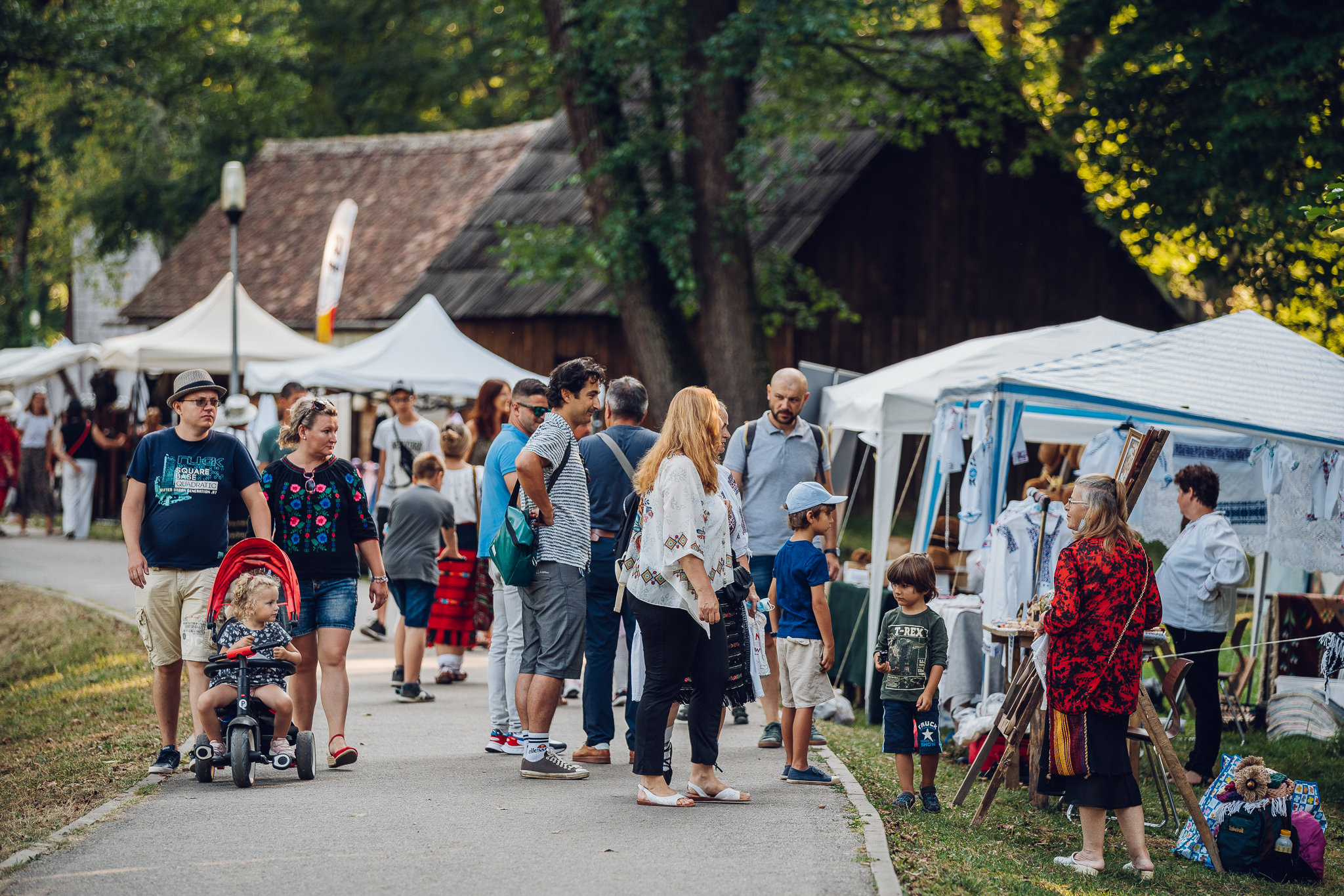 177 de meșteri populari își vor expune creațiile la Muzeul Astra. Târgul Creatorilor Populari și Astra Rock, evenimentele weekend-ului