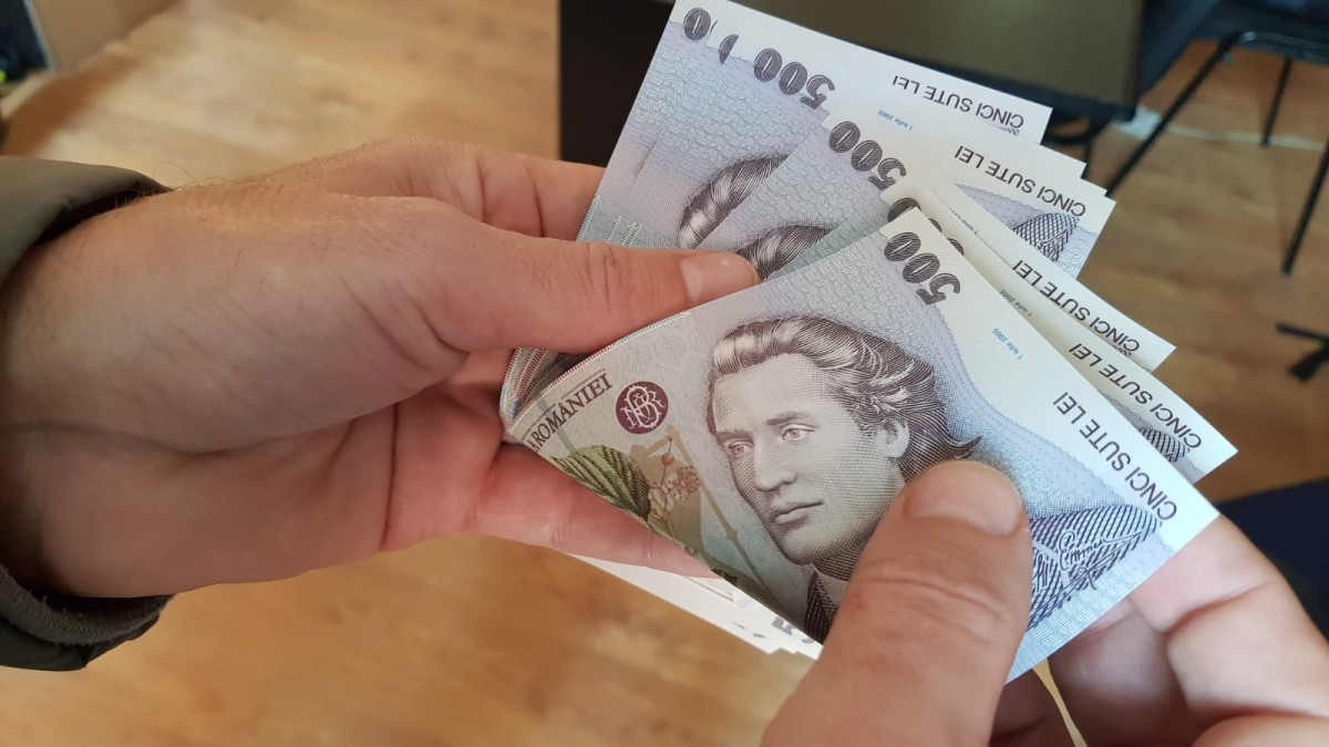 Sibiul, în top trei cele mai mari salarii din România