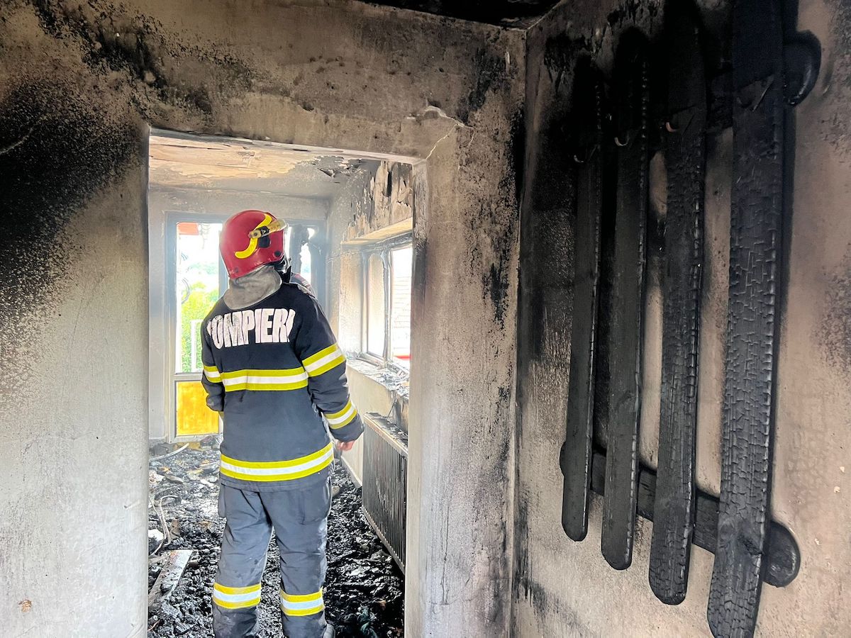 Starea bărbatului scos inconștient din incendiul din Cisnădie