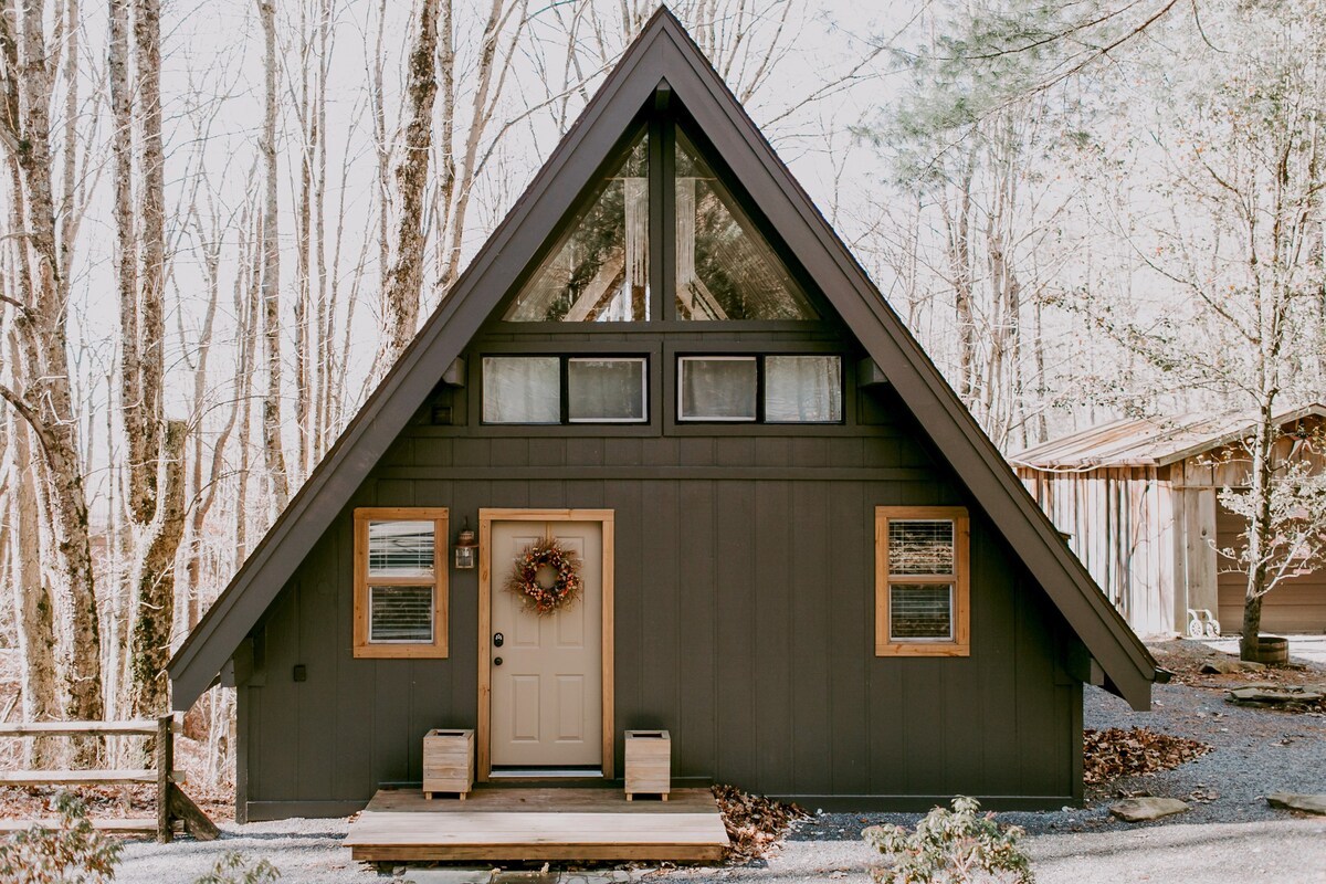 Trendul tiny-house prinde la Sibiu. Până la 35 de mii de euro pentru o locuință eco, în ton cu natura