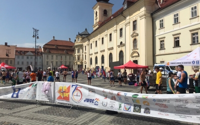 Needitat. Alergători din 27 de țări au ajuns în Piața Mare a Sibiului