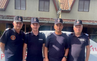 FOTO Filmul evenimentelor în care 4 pompieri sibieni au intervenit la un accident în Suceava: ”Imediat am ieșit din coloană, urmând echipajul de poliție”