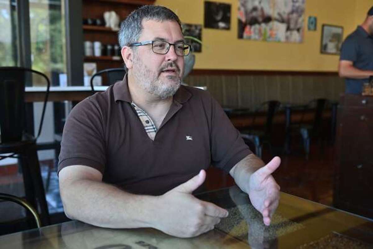 Scott Eastman, profesor al ULBS, lăudat de americani pentru susținerea armatei și civililor ucraineni. ”Sunt mai aproape de linia întâi acasă, la Sibiu, decât la Liov”