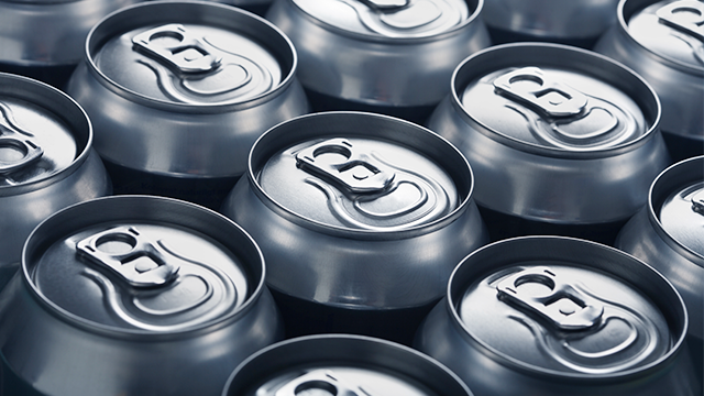 Cum și de ce să reciclăm aluminiul? Dacă reciclăm o singură doză de aluminiu, salvăm energie pentru a alimenta un televizor trei ore