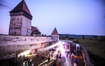 The Mono Jacks, Argatu’ și Moș Martin, la Holzstock Festival. Banii obținuți din bilete vor fi folosiți pentru întreținerea bisericii fortificate din Hosman