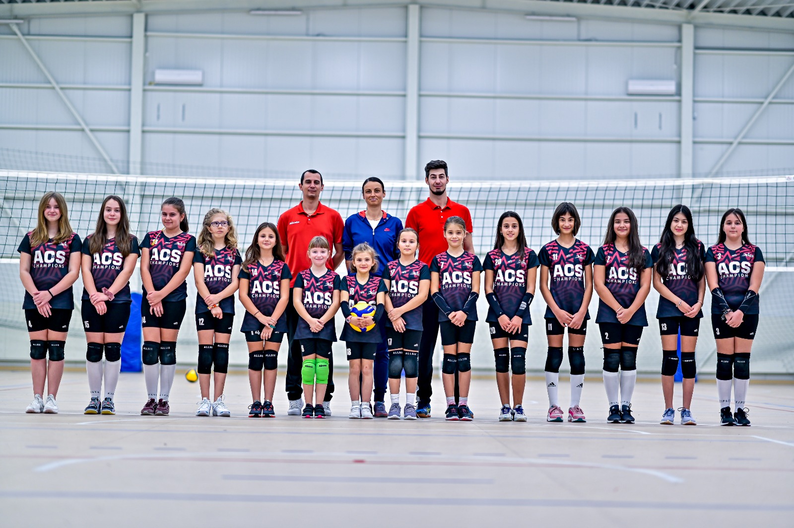 Cupa de volei: 80 de eleve de la școlile din Sibiu vor lupta pentru primul loc