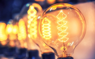 Virgil Popescu: Am văzut acele facturi mari la energie, ori sunt greşite, ori cineva ar trebui să pună regulă în piaţă