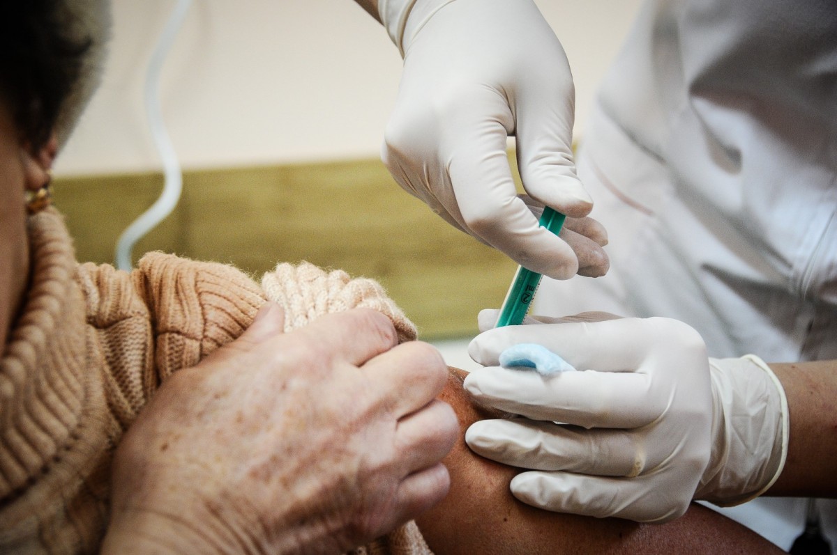 Au ajuns dozele de vaccin antigripal la Sibiu. DSP a primit doar jumătate din câte a cerut