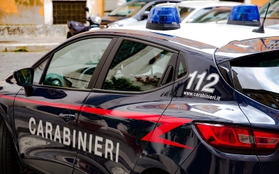Român expulzat dintr-un oraș italian după ce a fost prins făcându-și nevoile într-o biserică