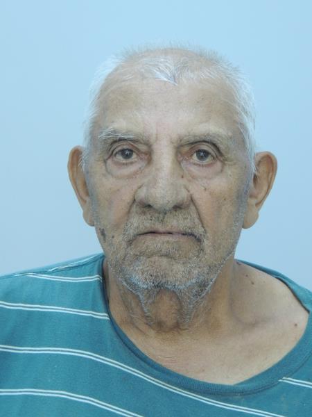 Un bărbat de 80 de ani a plecat de acasă, fără a mai reveni. Cine l-a văzut este rugat să sune la 112