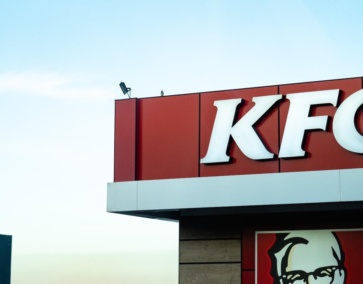 Restaurant KFC pe autostrada Sibiu – Deva. ”Vom oferi informaţii odată ce sunt definitivate detaliile”
