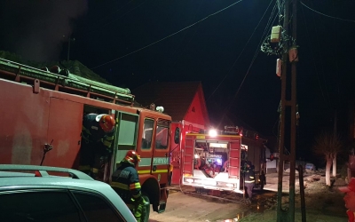 Incendiu la un depozit din Șelimbăr