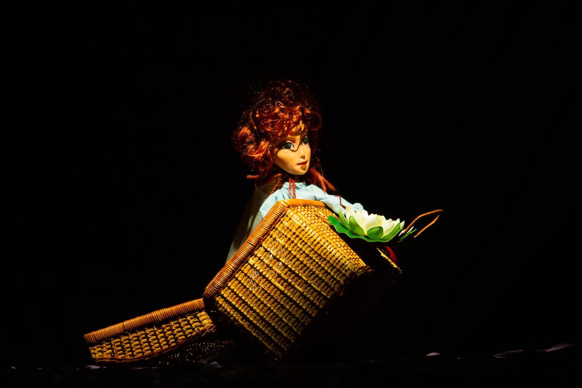 Spectacolul „Degețica” se joacă în premieră la Teatrul Gong