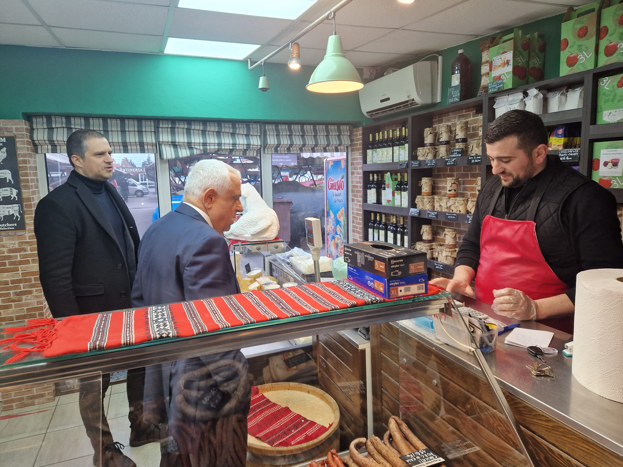 Petre Daea, din nou la Sibiu, la Piața Cibin. „Acolo este oglinda