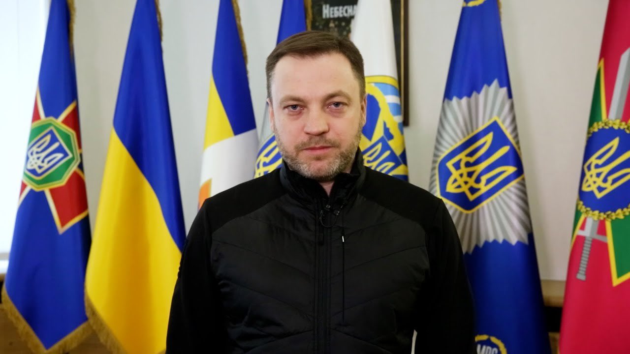 Ministrul de interne ucrainean Denis Monastîrski a decedat în urma prăbuşirii unui elicopter lângă Kiev