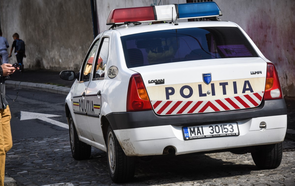 Doi sibieni s-au luat la bătaie într-un local din Alba