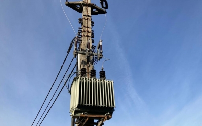 Problemele de la rețeaua electrică din județ. Firmă din Ruși obligată să-și cumpere generator: „Până dimineața la patru am mutat peștele din vitrine în lada de înghețată”