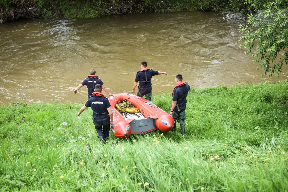 Bărbatul găsit mort în râul Cibin s-a înecat