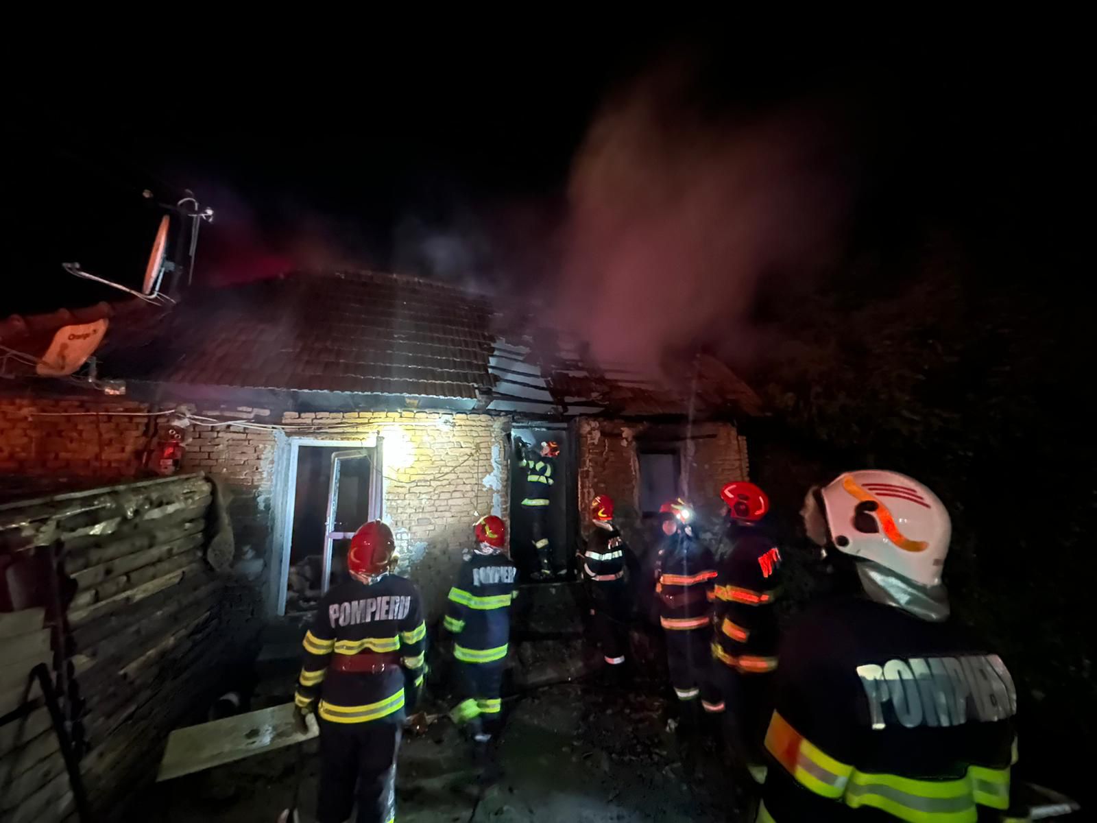Casa din Săliște care a ars aseară a fost incendiată