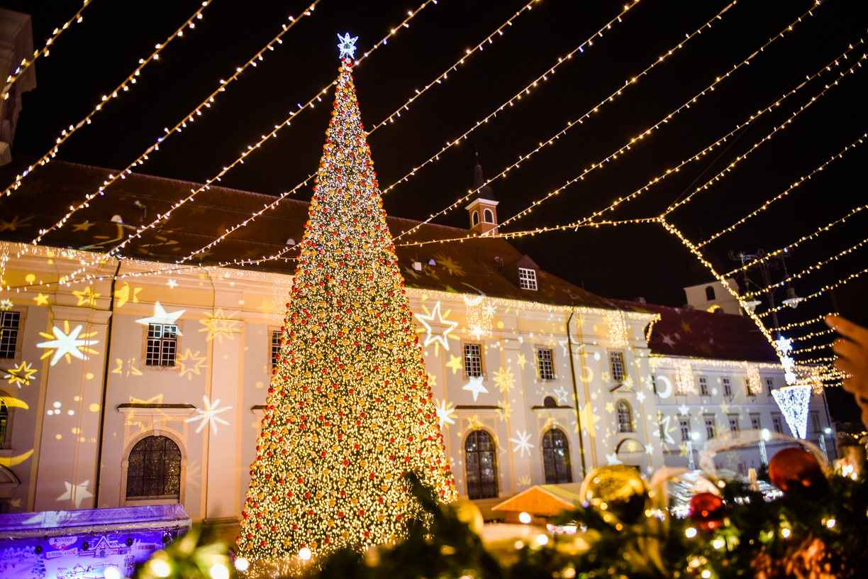 Ce facem în noiembrie? Târgul de Crăciun, Festivalul Tânăr de la Sibiu, Transylvanian Grand Prix și târgul de cariere, printre evenimentele lunii